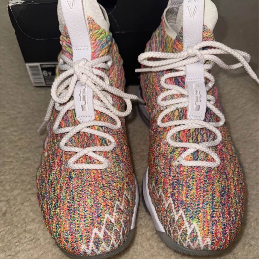 Lebron XV fruity pebbles